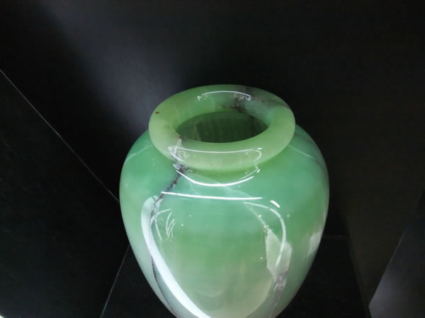 翡翠玉花瓶